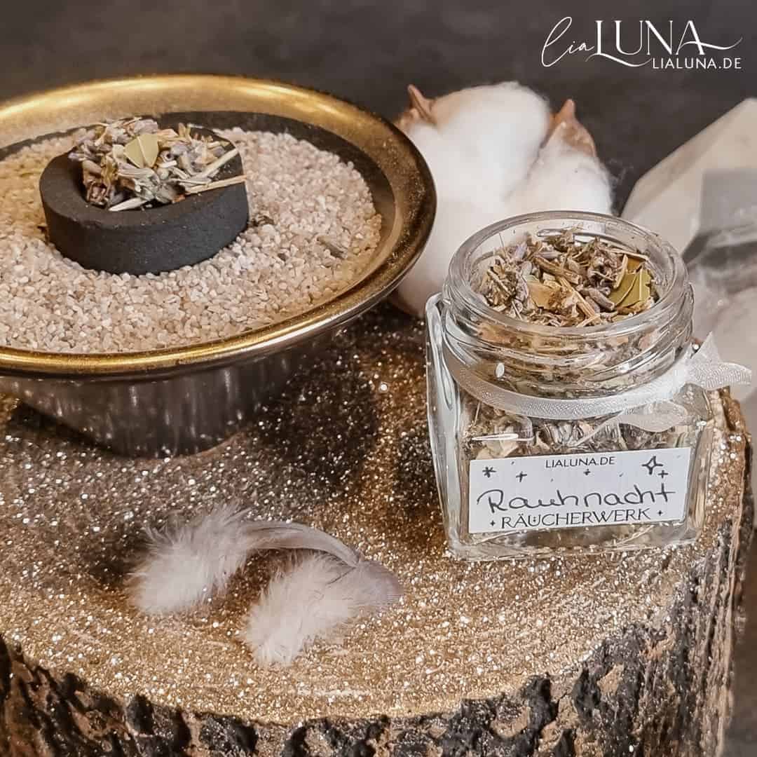 Rauhnacht Räuchermischung by lialuna Rauhnacht Räuchermischung by lialuna